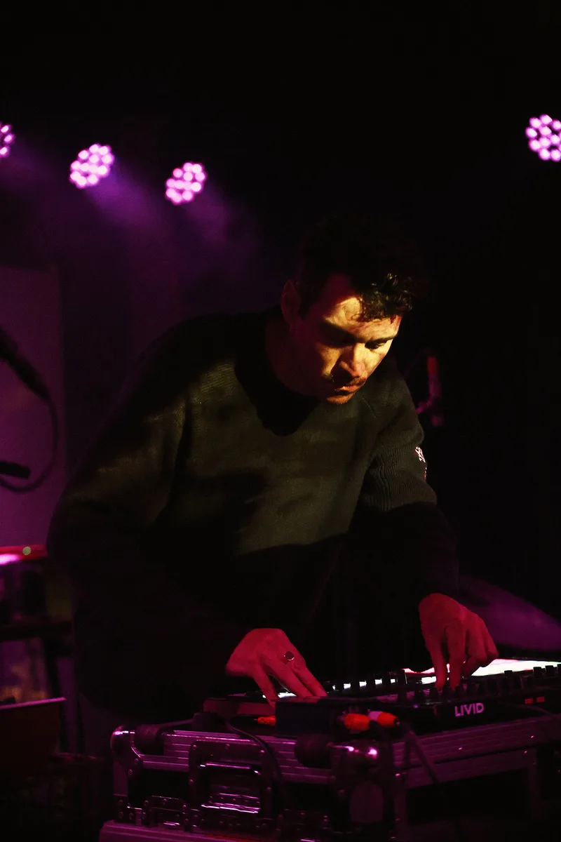 Metacritik: Alex Albrecht (Live)